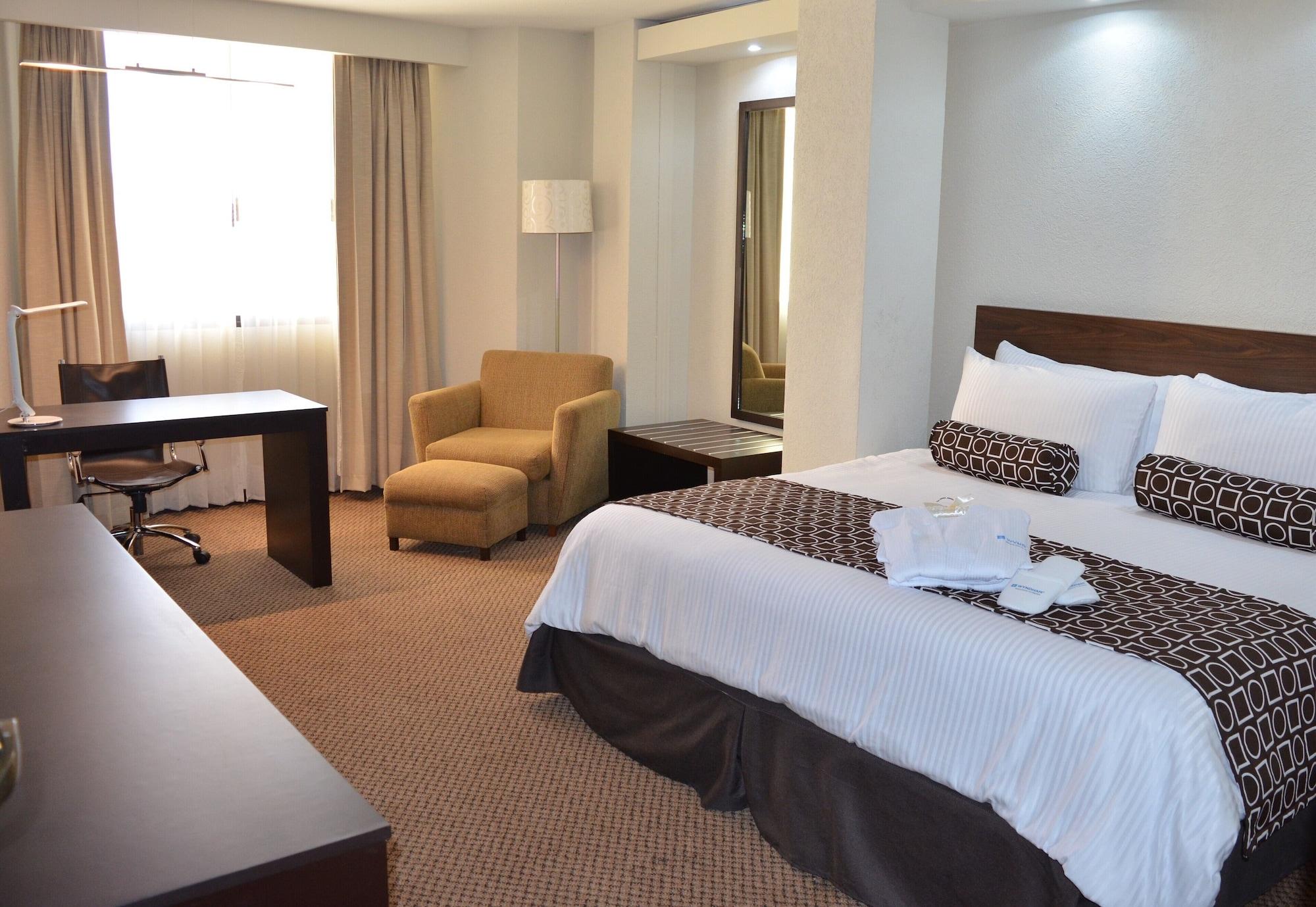Wyndham Executivo Culiacán Buitenkant foto