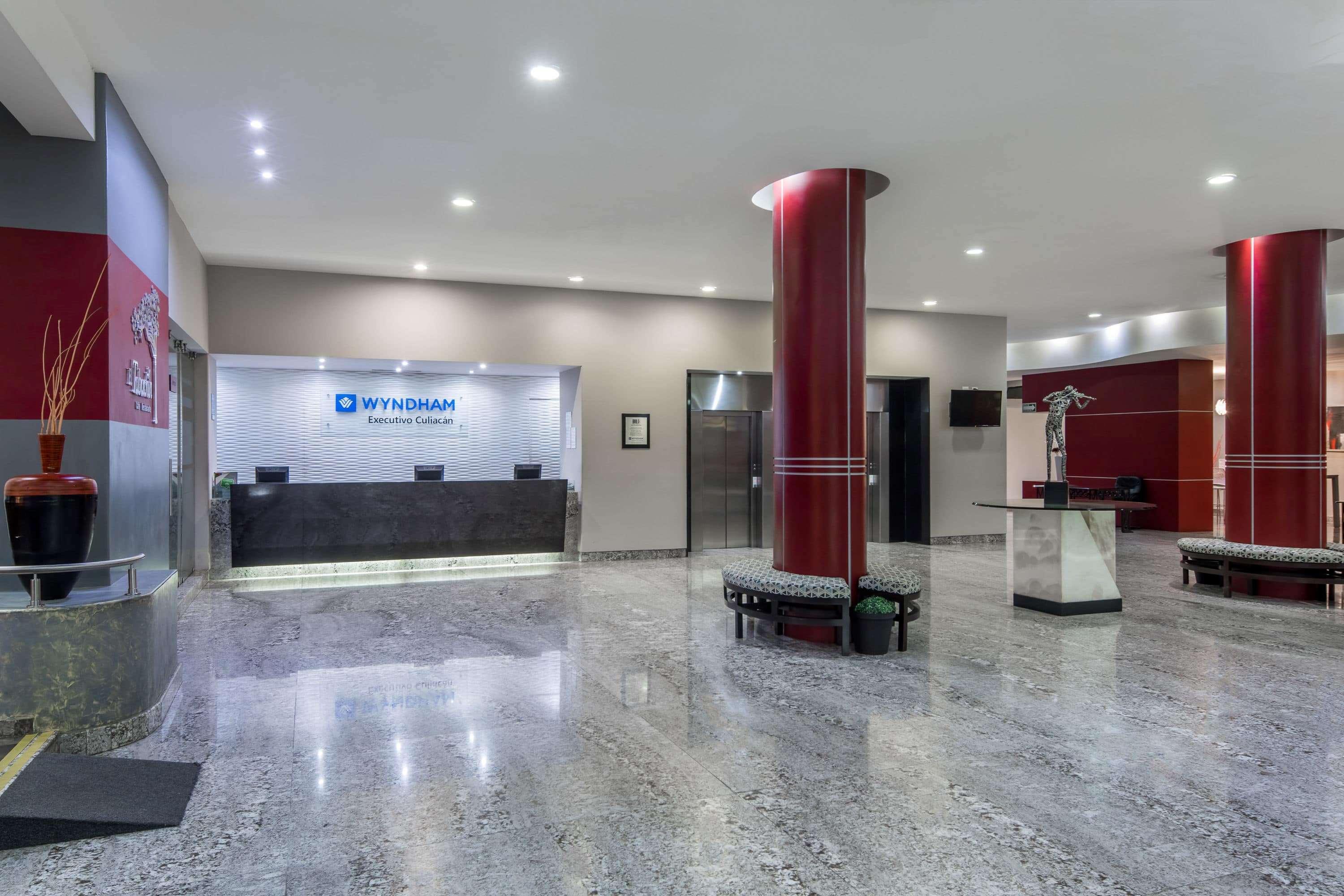 Wyndham Executivo Culiacán Buitenkant foto