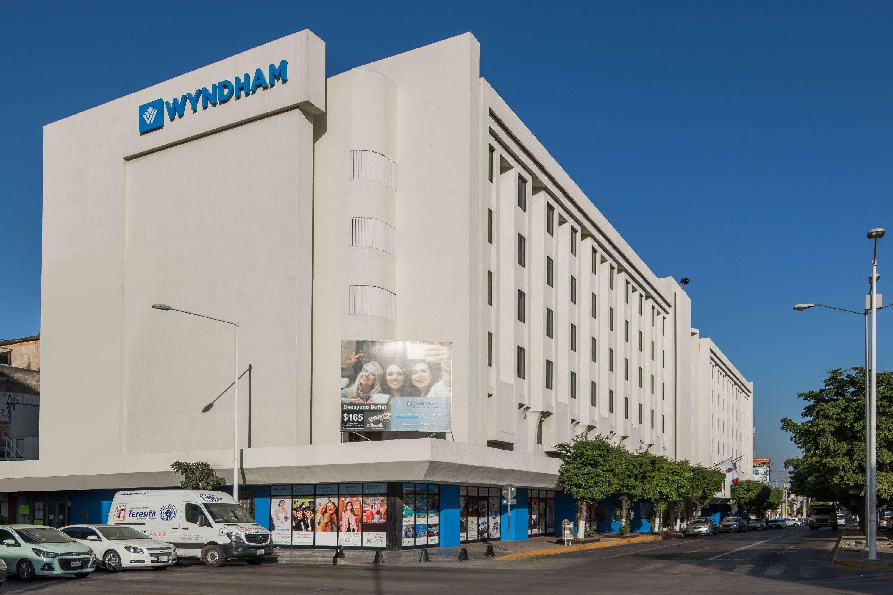 Wyndham Executivo Culiacán Buitenkant foto