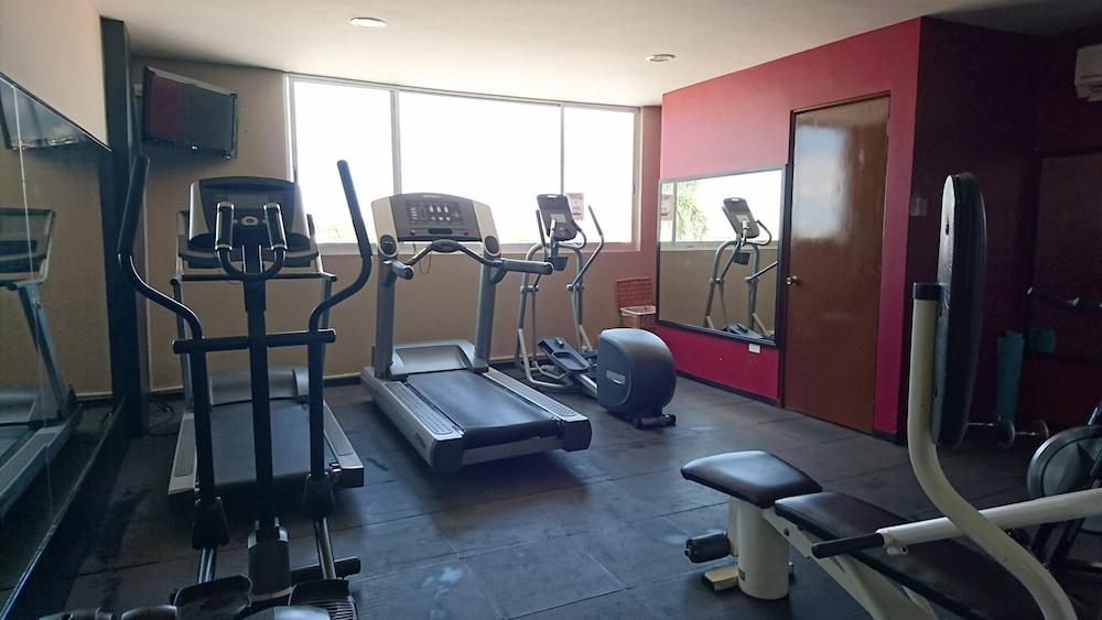 Wyndham Executivo Culiacán Buitenkant foto
