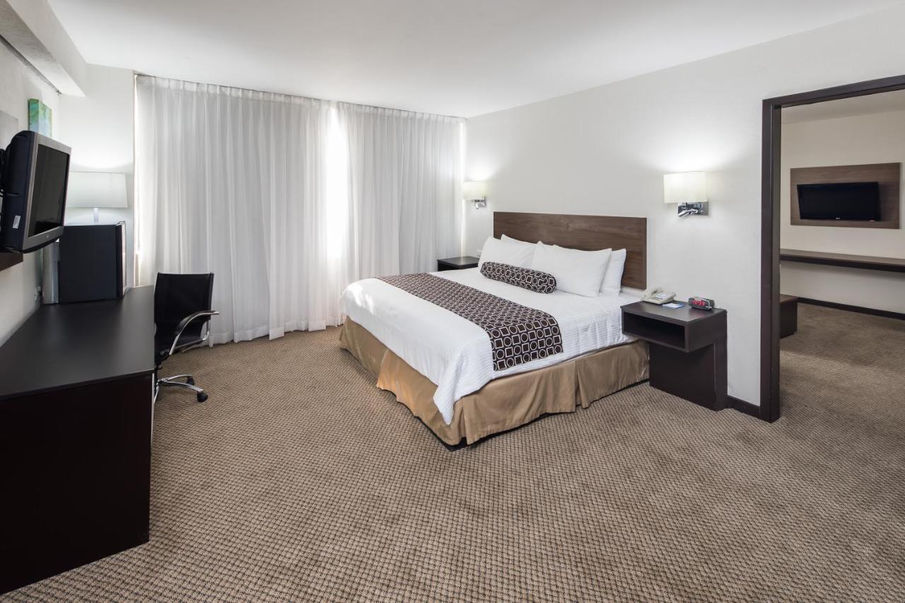 Wyndham Executivo Culiacán Buitenkant foto