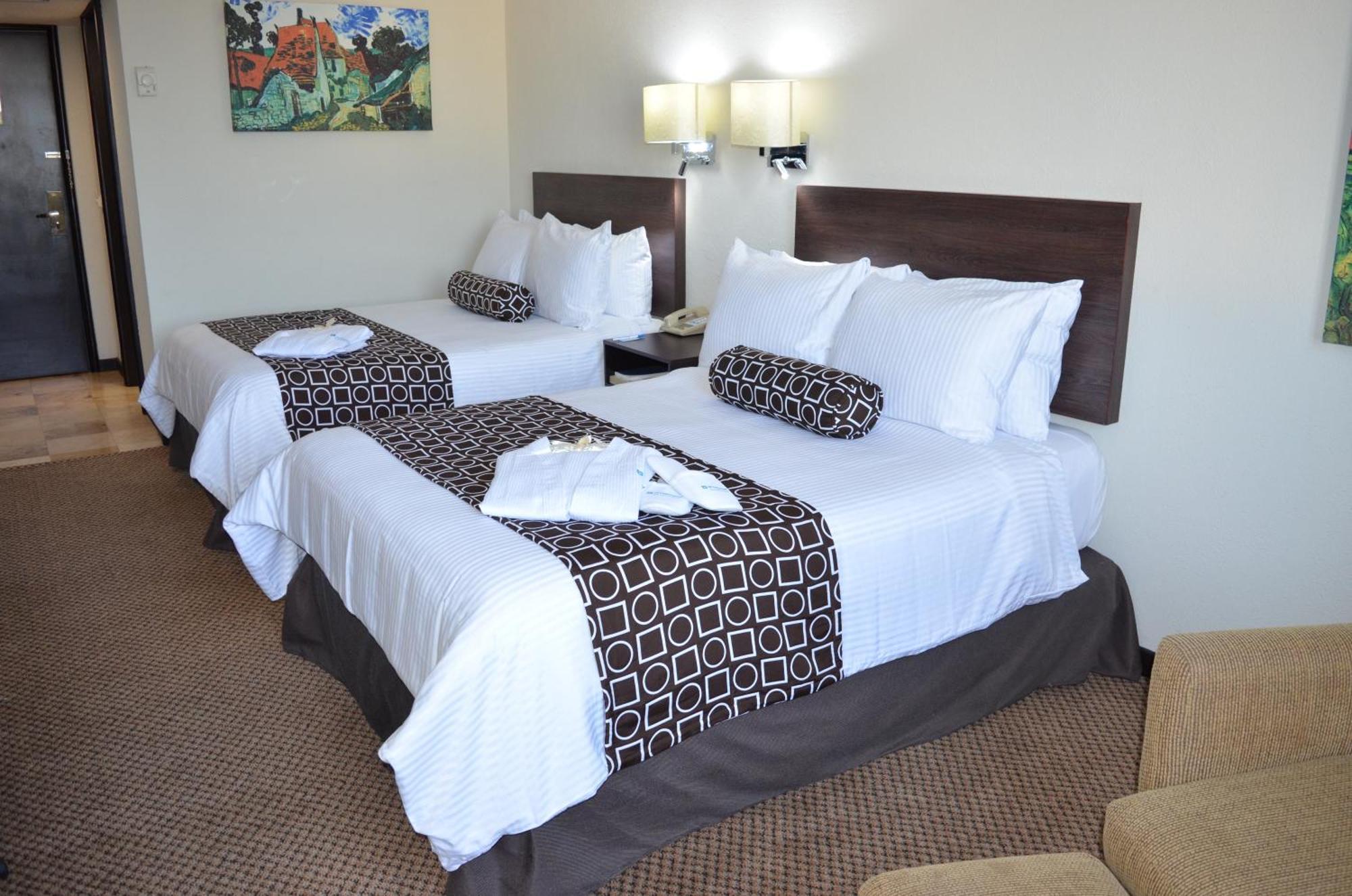 Wyndham Executivo Culiacán Buitenkant foto