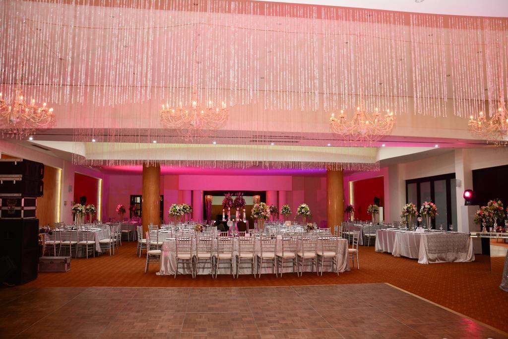Wyndham Executivo Culiacán Buitenkant foto