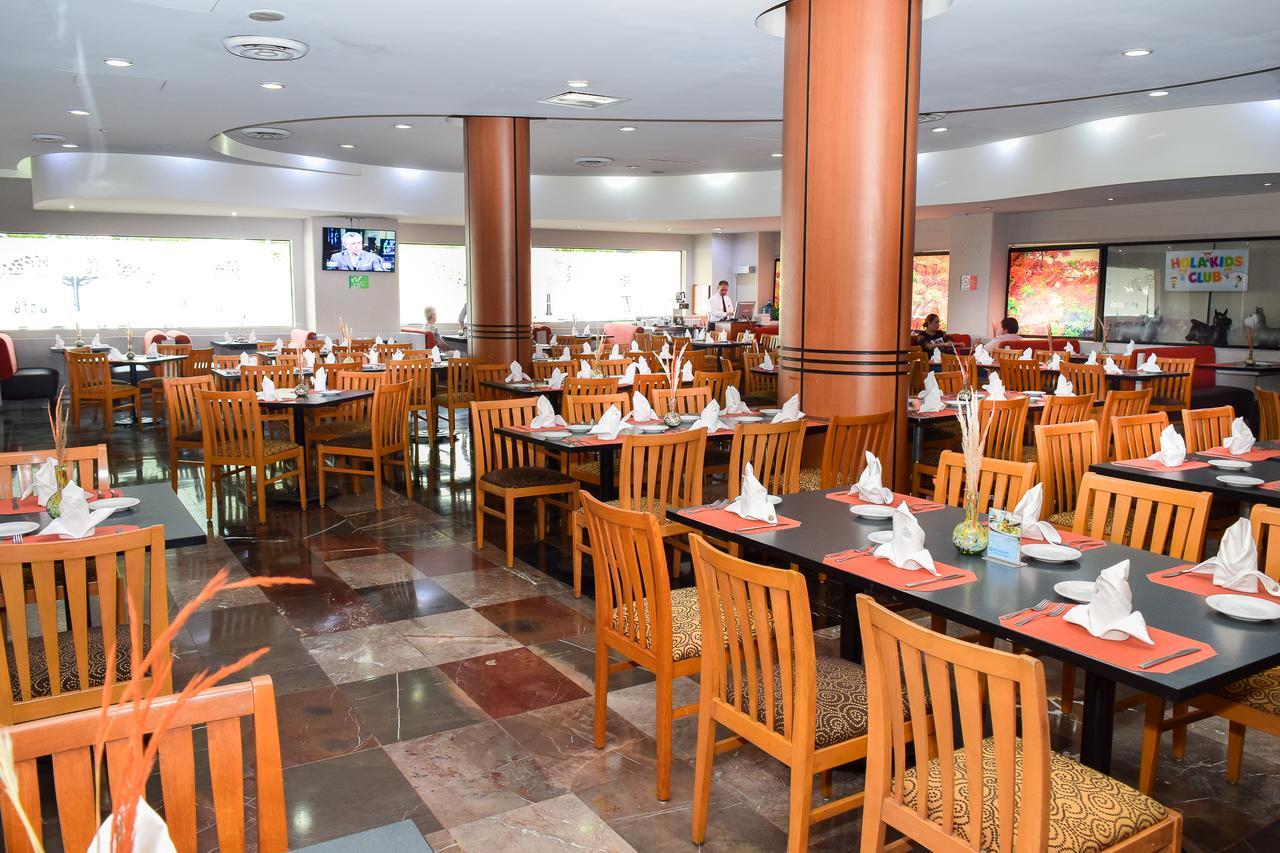 Wyndham Executivo Culiacán Buitenkant foto